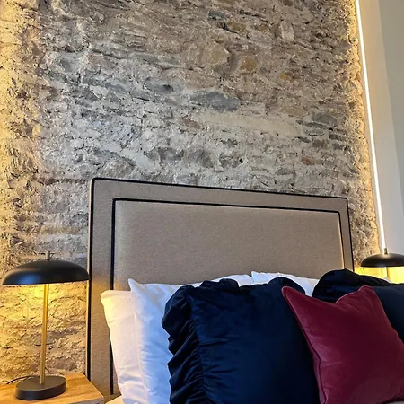 Romantic Getaway In Historic Bank, *